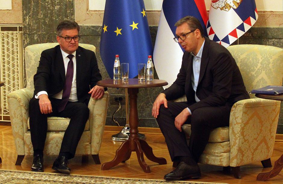 The President of the Republic of Serbia, Aleksandar Vucic, met with the Special Representative of the European Union for the dialogue between Belgrade and Pristina, Miroslav Lajcak.Predsednik Republike Srbije Aleksandar Vucic sastao se sa specijalnim pr | Author: 