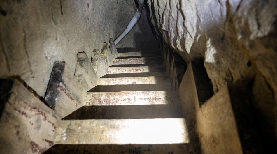 Mali diskont u San Diegu bio im je sumnjiv. Iz njega ide tunel dug 595 metara