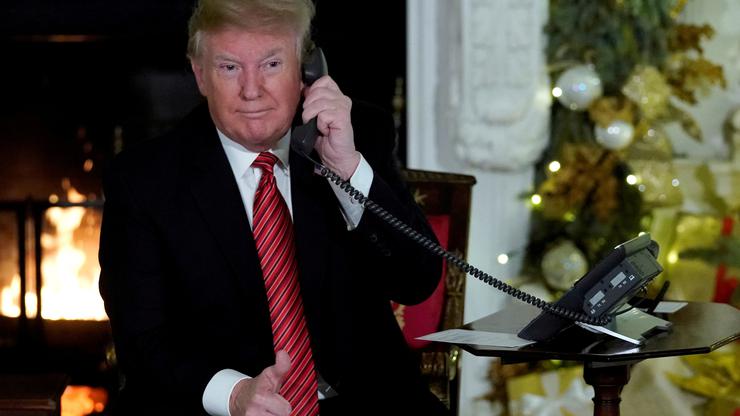 Donald Trump telefonira