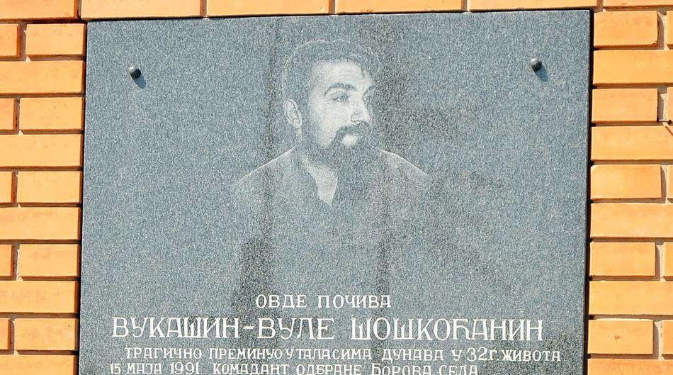 Tko je bio&nbsp;&ccaron;etnik Vuka&scaron;in &Scaron;o&scaron;ko&ccaron;anin &ccaron;iji spomenik je uklonjen nakon 33 godine?