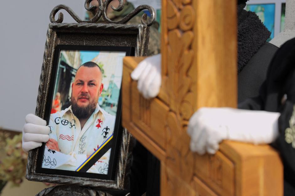 977147986 | Author: Profimedia