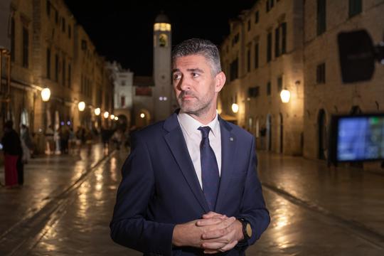 Dubrovnik: Dobra atmosfera u stožeru dubrovačkog HDZ-a nakon prvog izbornog kruga
