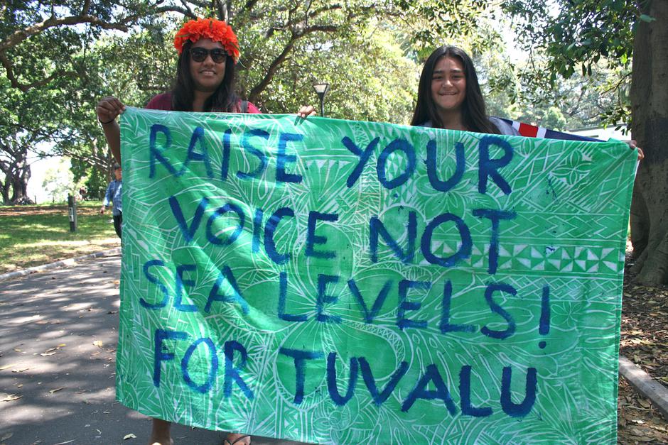 Tuvaluanke majka i kći prosvjeduju za spas svoje zemlje uoči klimatske konferencije | Author: Frank Walker/DPA/PIXSELL