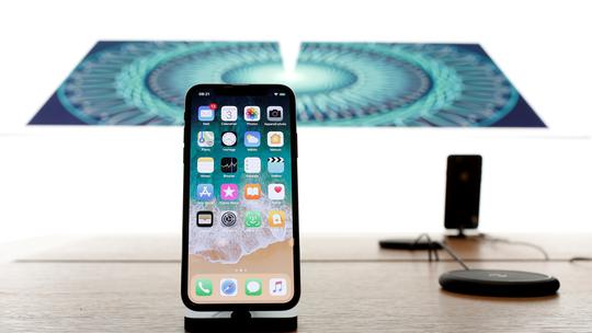 iPhone X
