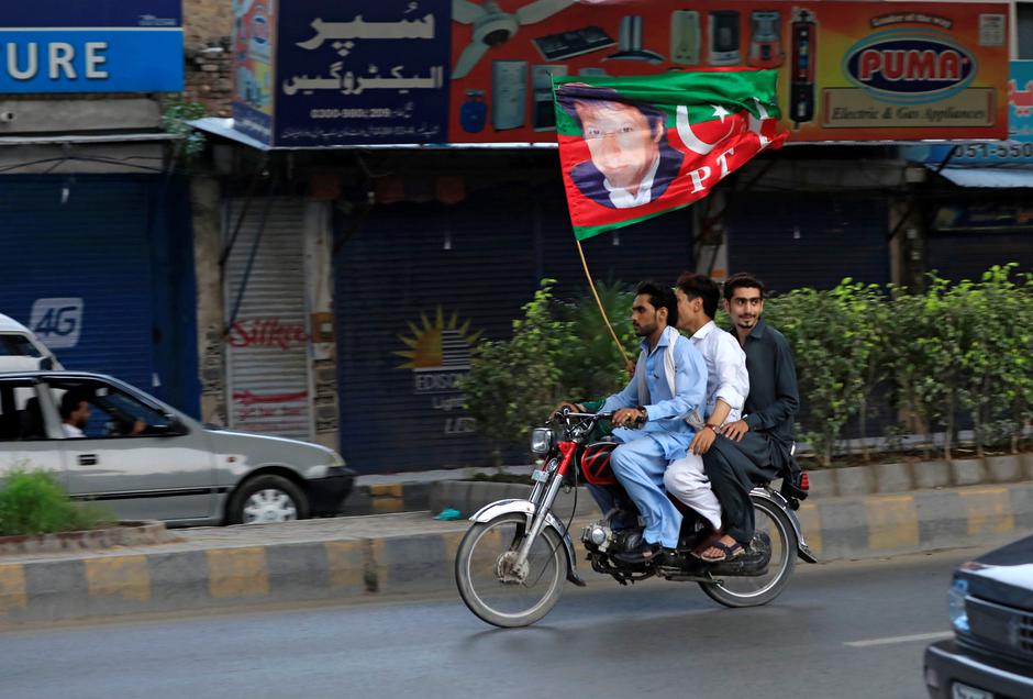Izbori u Pakistanu, pristalice Imran Khana | Author: FAISAL MAHMOOD/REUTERS/PIXSELL