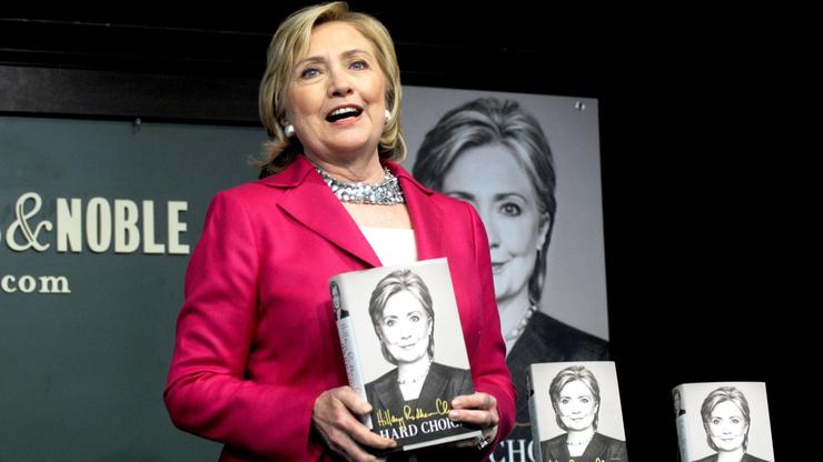 New York: Potpisivanje knjige Hillary Rodham Clinton u Barnes and Noble knjižari