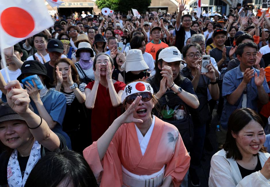 Supporters of Japan's Sanseito party leader react during the party’s rally in Tokyo | Author: Kim Kyung-Hoon