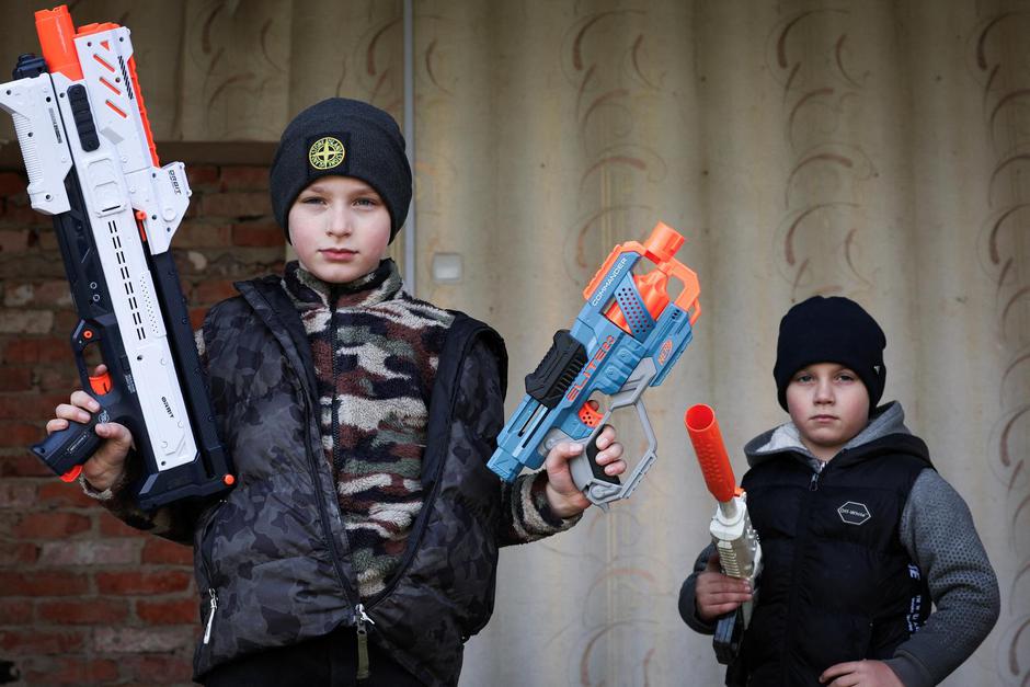 The Wider Image: Childhood shaped by war for two Ukrainian brothers | Author: VIOLETA SANTOS MOURA/REUTERS