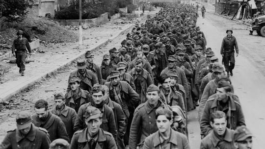 Saveznici su 1944. masovno zarobljavali njemačke vojnike