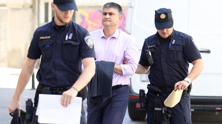 Rijeka: Uhićeni gradonačelnik Buja doveden na ispitivanje u prostorije USKOK-a