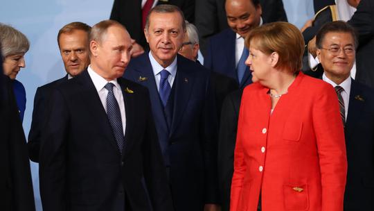Tayyip Erdogan, Vladimir Putin i Angela Merkel