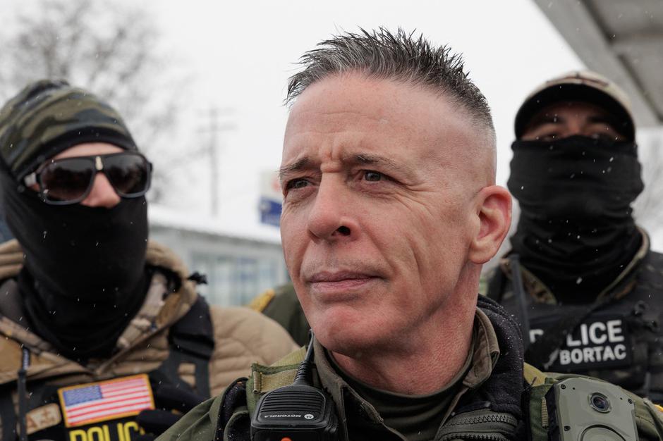 1068232698 | Author: 