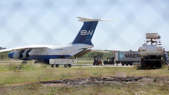 Krk, avion Silk Way Airlines, utovar oružja za Siriju i Irak