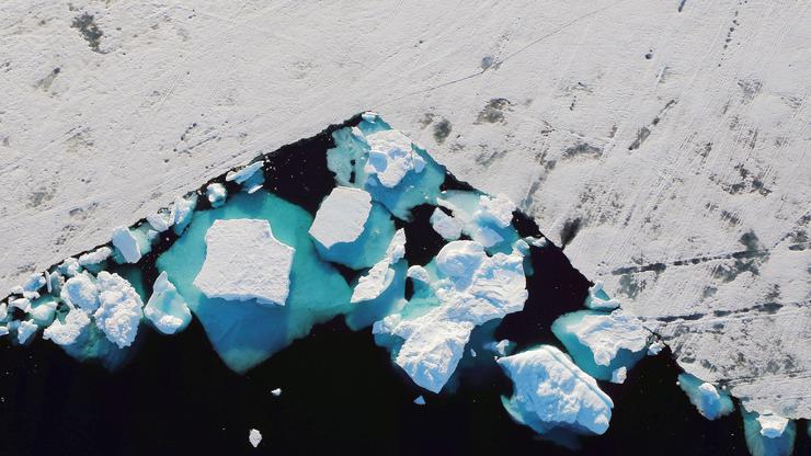 Otapanje leda na Grenlandu