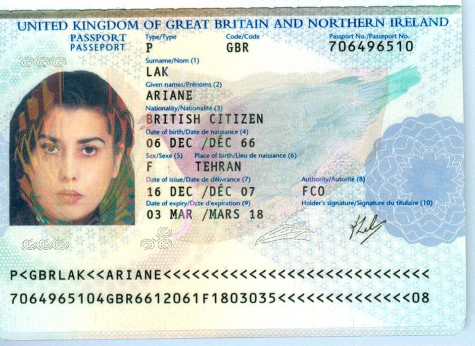 Putovnica  iranske "princeze" Ariane Lak | Author: Facebook