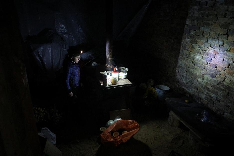 The Wider Image: Childhood shaped by war for two Ukrainian brothers | Author: VIOLETA SANTOS MOURA/REUTERS