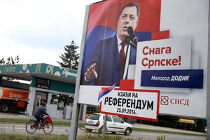 Plakat kojim Milorad Dodik poziva građane na referendum