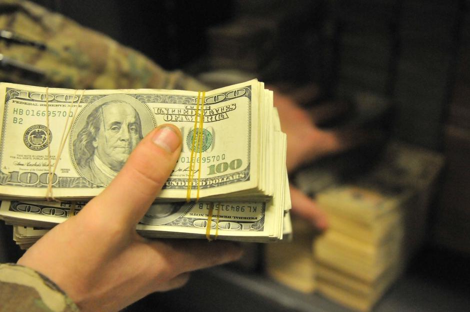 Veliki novac u dolarima | Author: U.S. Army/ Sgt. Sinthia Rosario