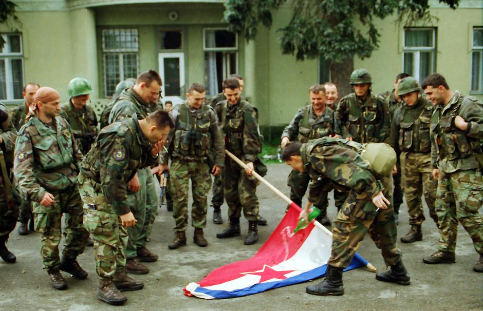 Ulazak hrvatske vojske u Okučane - BLjesak | Author: Davorin Višnjić/Pixsell/History