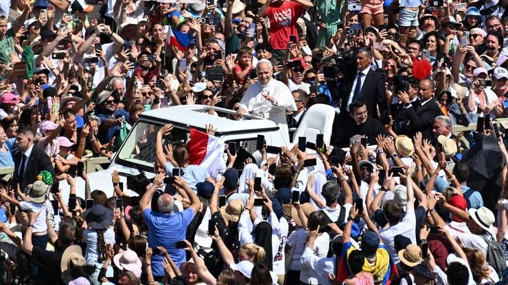 Pope Leo XIV Leads Canonization Of Pier Giorgio Frassati And Carlo Acutis - Vatican City
