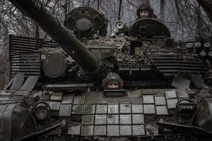 Ukrainian tank units in eastern city of Avdiivka