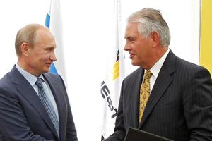 Tillerson i Putin na potpisivanju suradnje Rosnefta i ExxonMobila