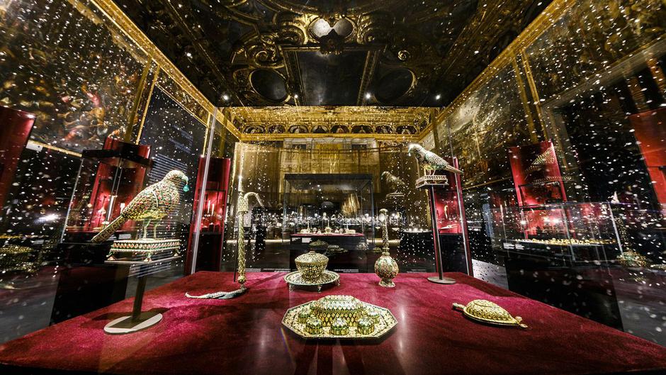  | Author: Foto: Al-Thani kolekcija