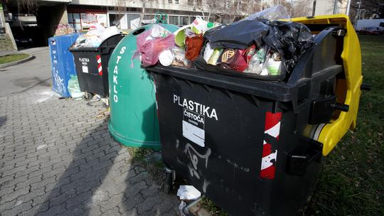 Smeće u Zagrebu tijekom Adventa