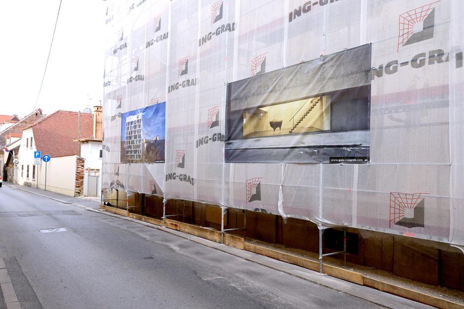 Zagreb:  Neobična izložba na skelama  | Author: Patrik Macek/PIXSELL