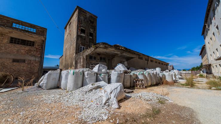 Gospić: Silos i mjesto gdje je odložen otrovni i opasni otpad