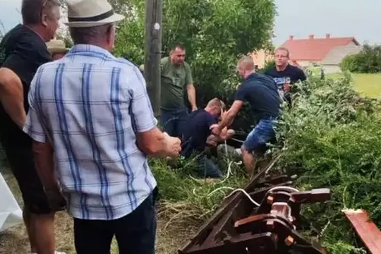 Feed/24Sata-News/2026-32/Sveti-Urban-Klopotec-2026-Incident-5-Dfb5C7F280B45950759B37F0_Vhfhcp7.Webp