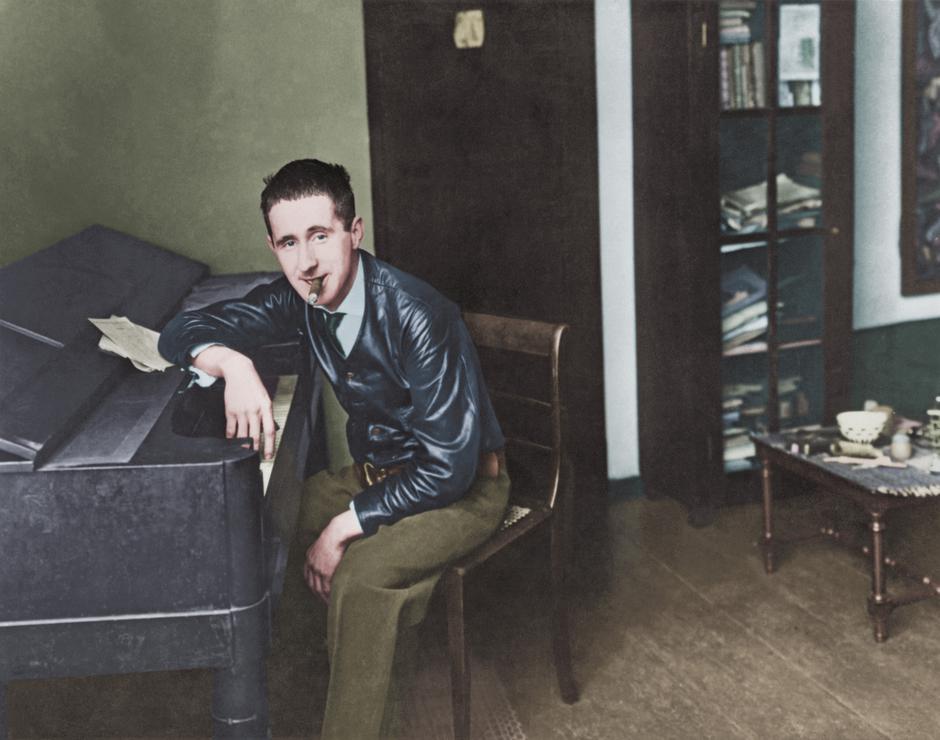 Berthold Brecht at his Home in Berlin / Photo, c.1927 | Author: Profimedia