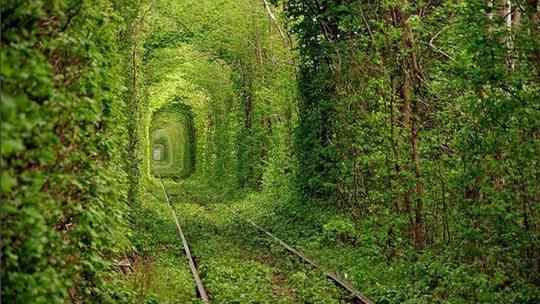 Ukrajinski "Tunel ljubavi"