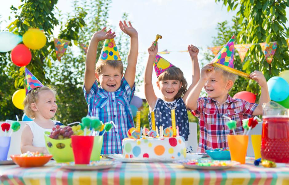 Djeca na rođendanskoj proslavi | Author: Thinkstock