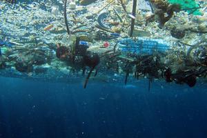 Plastično smeće u moru