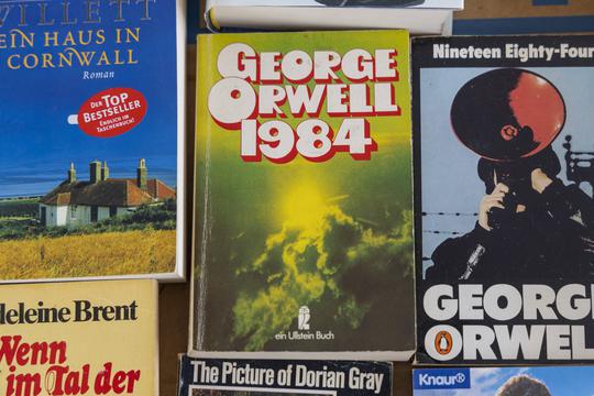 Hofflohmarkt in Essen. 31.08.2024, EU, DEU, Deutschland, Nordrhein-Westfalen, Essen: Teilnehmende am Rüttenscheider Hoff