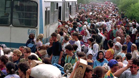 Izbjeglice iz Srebrenice