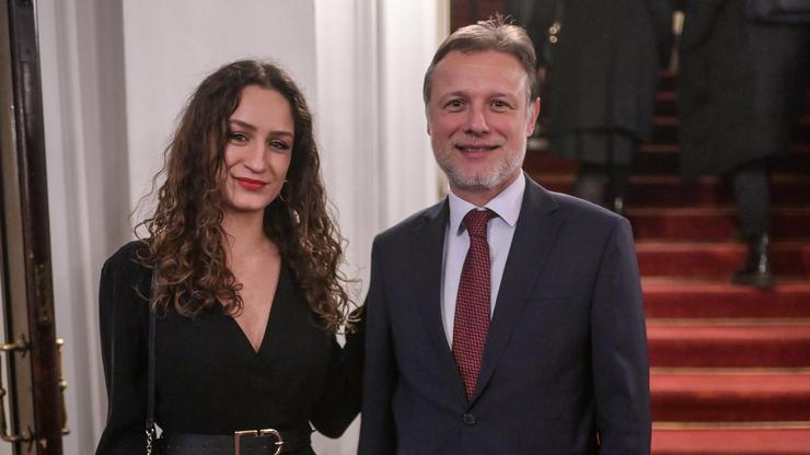 Zagreb: Gordan Jandroković u društvu kćeri na premijeri baleta Spartak
