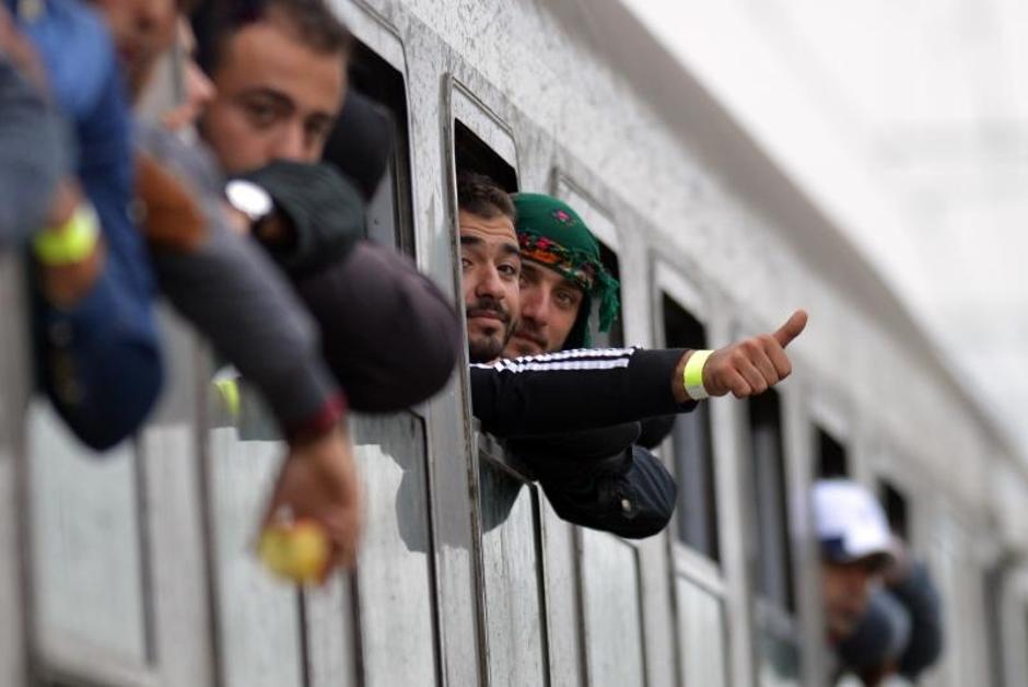 Vlak s izbjeglicama krenuo za Botovo | Author: Marko Jurinec (PIXSELL)