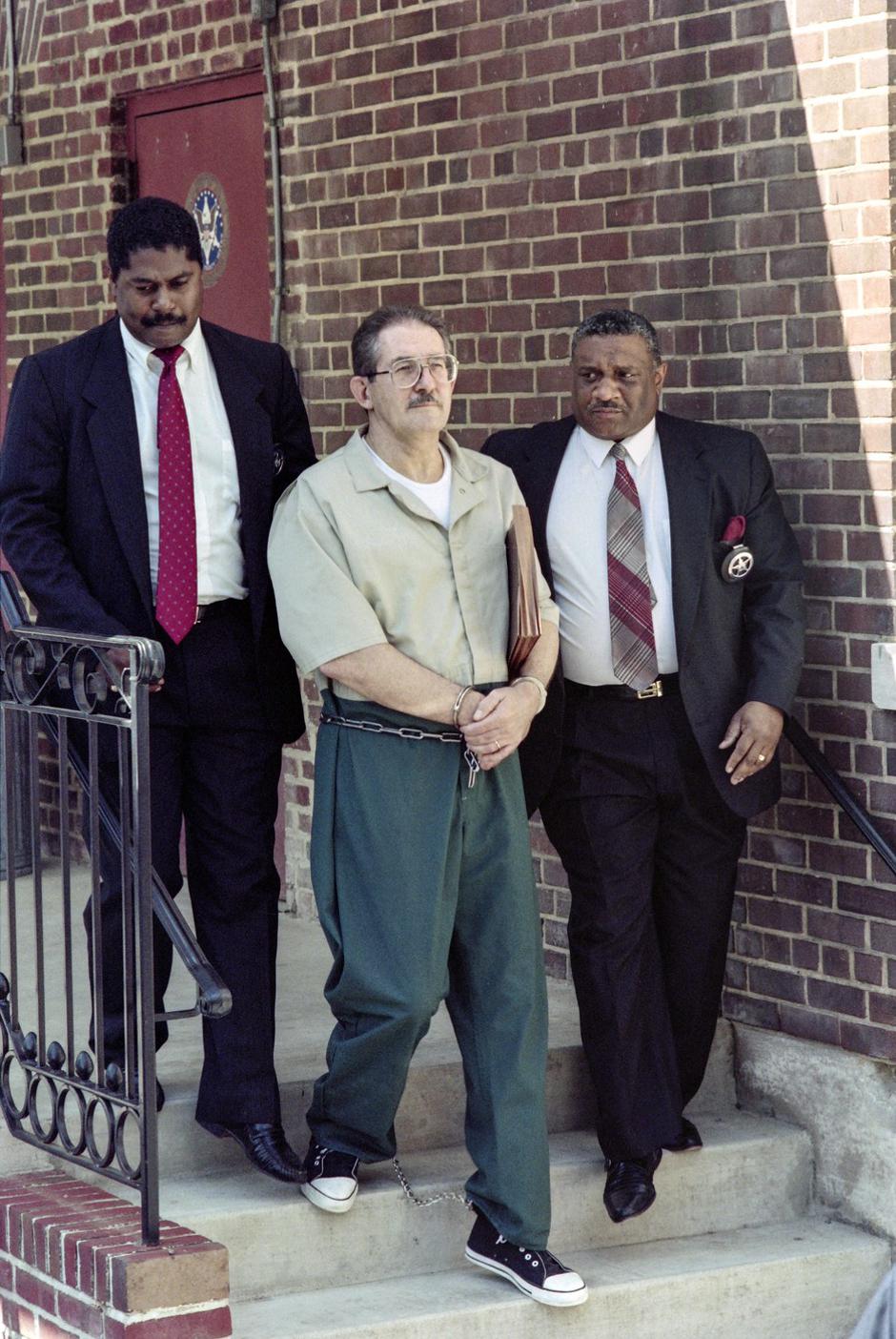 378106850 | Author: profimedia