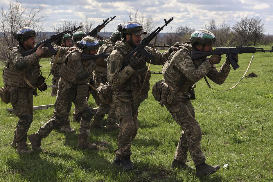 Ukrainian servicemen hold position in the Zaporizhzhia region | Author: 65th Mechanized Brigade Press Se