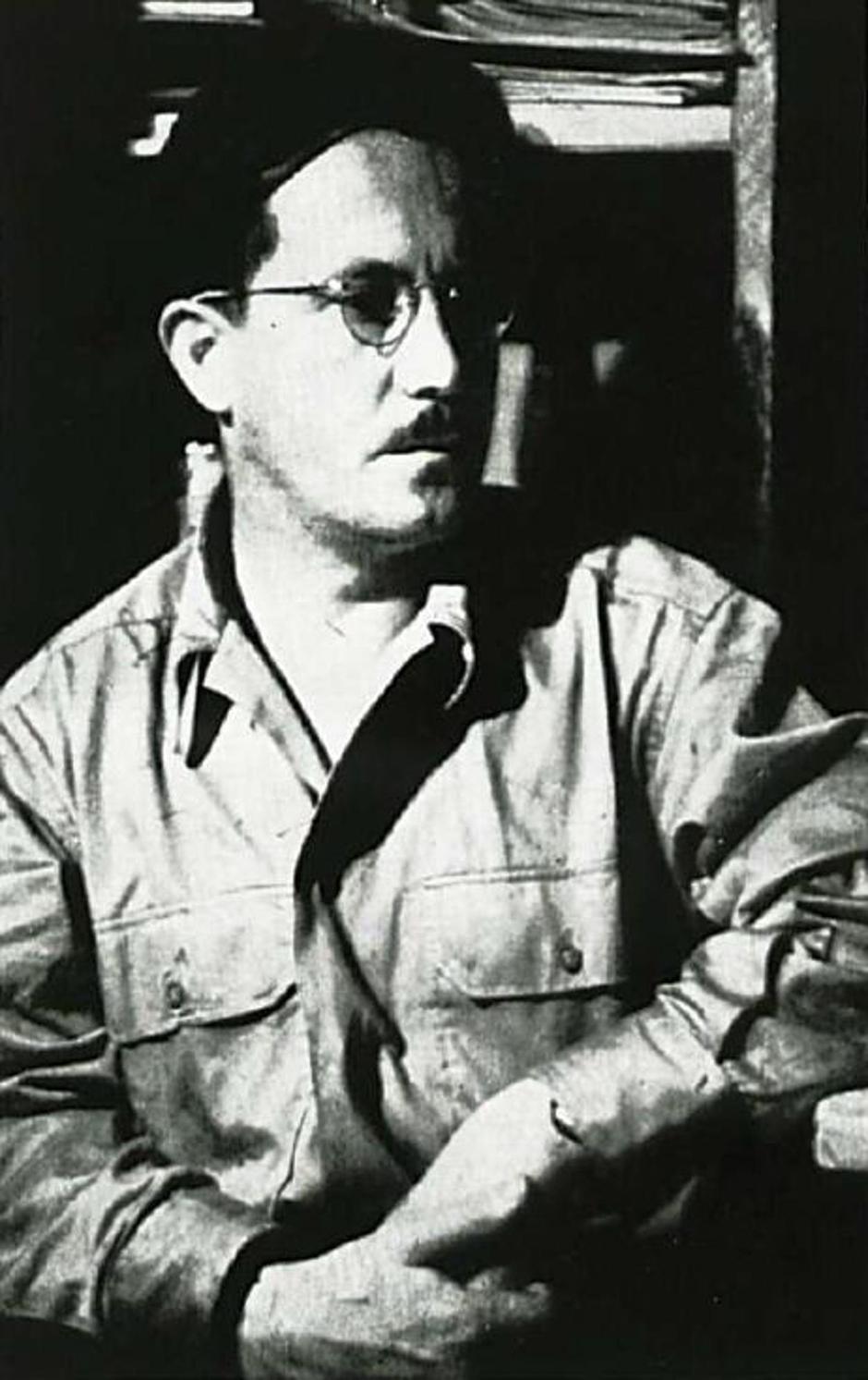 Edvard Kardelj was a prominent Yugoslav politician and theorist, known for his role in the development of Yugoslav socialism. His influence shaped the political landscape of the Socialist Federal Republic of Yugoslavia during the mid-20th century. | Author: Profimedia