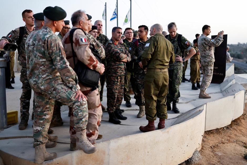 Senior military commanders and officers from around the world observe Gaza from Israel as part of an international seminar, in Sderot | Author: Amir Cohen
