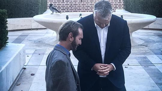 Viktor Orban i motivacijski govornik Nick Vujčić