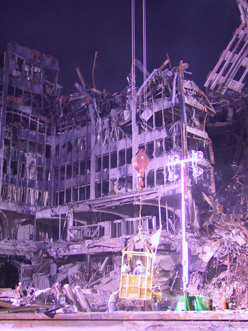 Fotografije radova na srušenim WTC tornjevima nakon 11.9. | Author: Jason Scott/Flickr