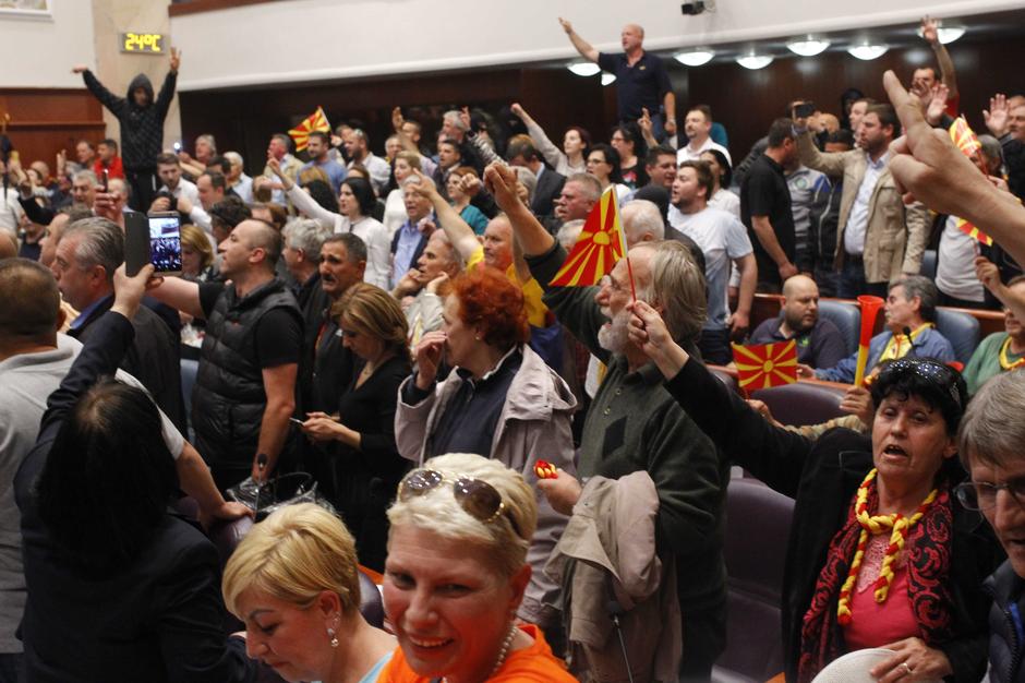 Prosvjednici upali u makedonski parlament | Author: OGNEN TEOFILOVSKI/REUTERS/PIXSELL