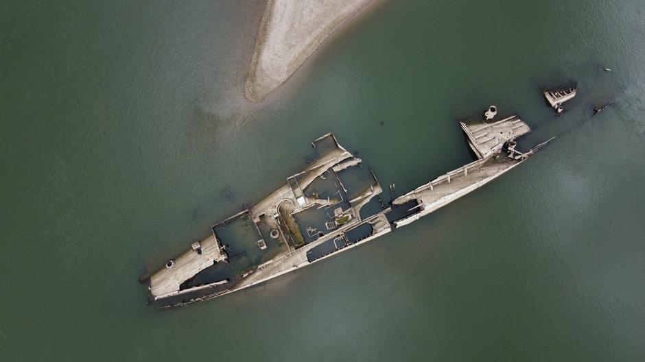 World War II-era warship emerges from Serbia's Danube River amid low water levels | Author: 