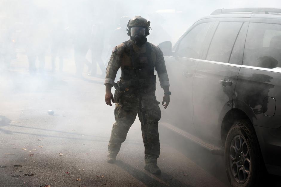 US-NEWS-ICE-AGENTS-SHOCK-GLOVES-FILEPIC-TB | Author: Terrence Antonio James