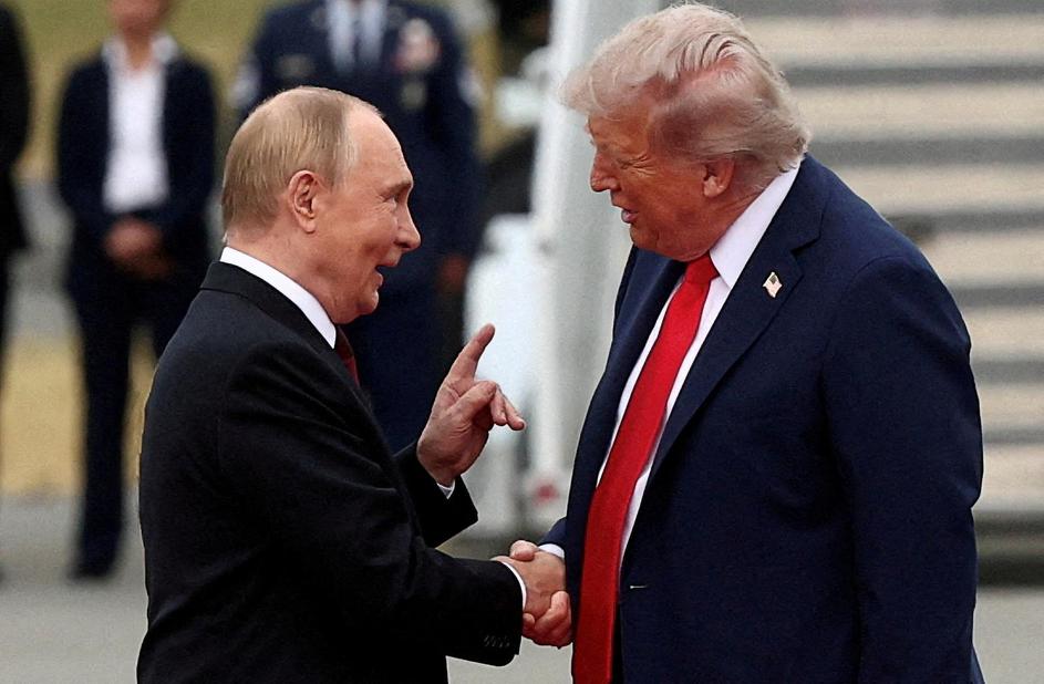FILE PHOTO: U.S. President Trump meets with Russian President Putin in Alaska