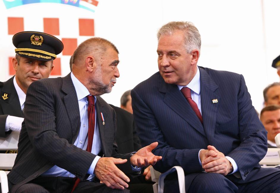 ARHIVA - Dan neovisnosti, 25. lipnja, nekad je bio praznik uveličan i mimohodom vojske